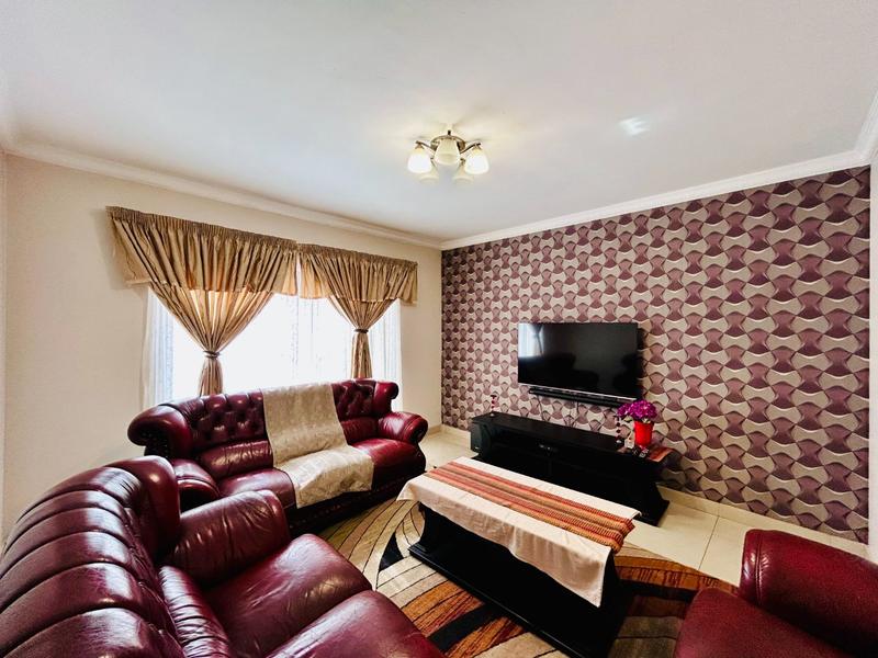 6 Bedroom Property for Sale in Savannah Country Estate Gauteng