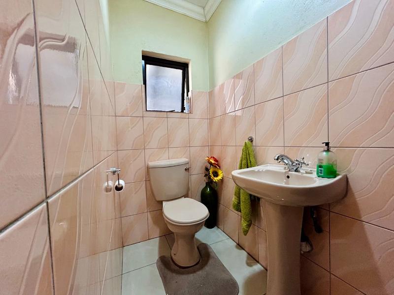 6 Bedroom Property for Sale in Savannah Country Estate Gauteng