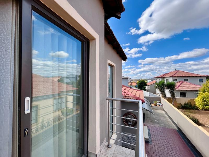 6 Bedroom Property for Sale in Savannah Country Estate Gauteng