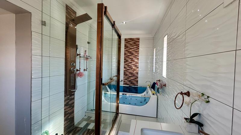 4 Bedroom Property for Sale in Savannah Country Estate Gauteng