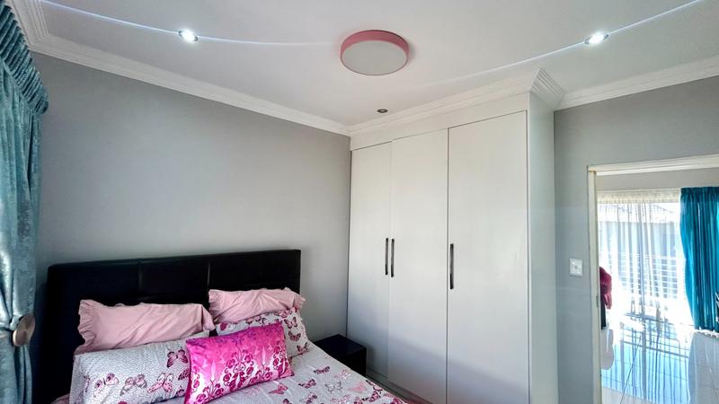 4 Bedroom Property for Sale in Savannah Country Estate Gauteng