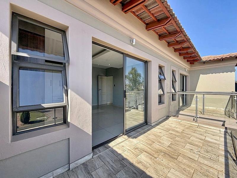 5 Bedroom Property for Sale in Savannah Country Estate Gauteng