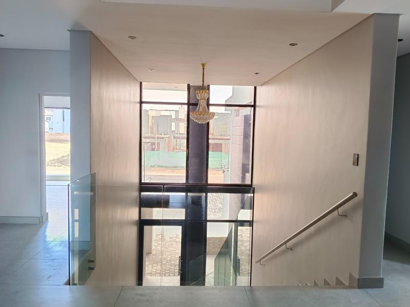 6 Bedroom Property for Sale in Six Fountains Estate Gauteng