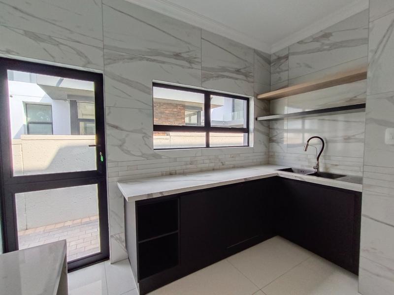 6 Bedroom Property for Sale in Six Fountains Residential Estate Gauteng