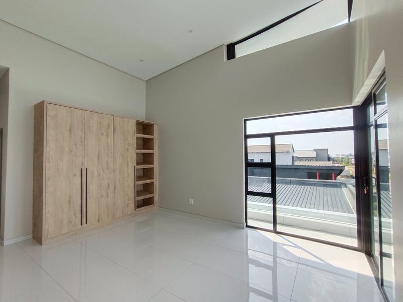 6 Bedroom Property for Sale in Six Fountains Residential Estate Gauteng