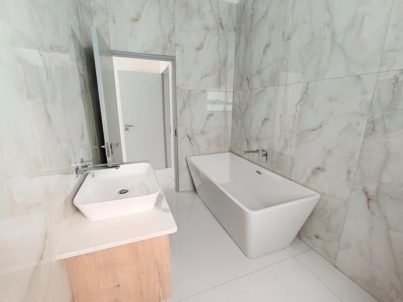 6 Bedroom Property for Sale in Six Fountains Residential Estate Gauteng