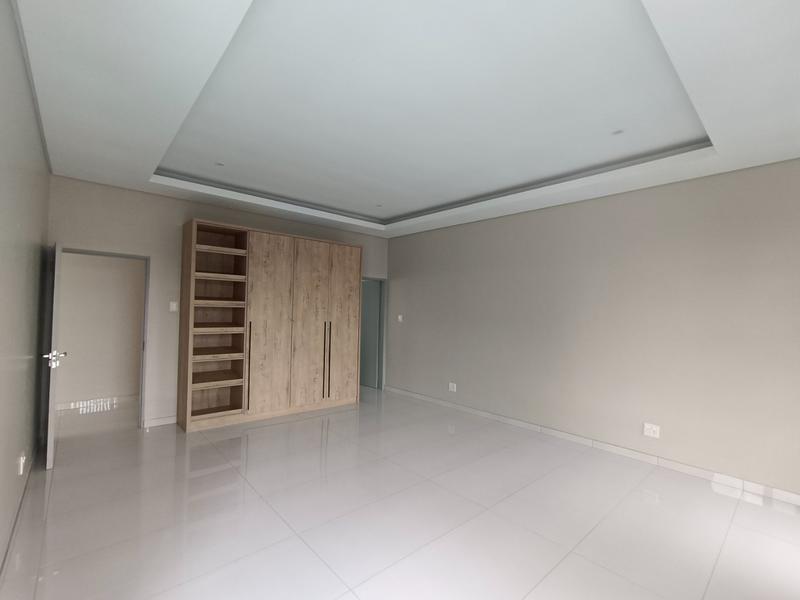 6 Bedroom Property for Sale in Six Fountains Residential Estate Gauteng