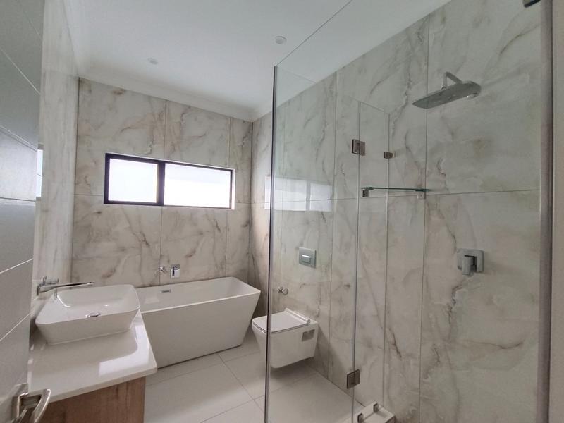 6 Bedroom Property for Sale in Six Fountains Residential Estate Gauteng