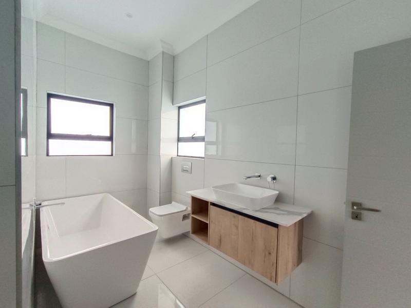 6 Bedroom Property for Sale in Six Fountains Residential Estate Gauteng