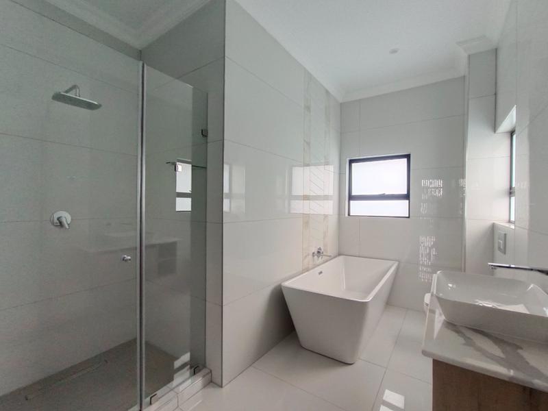 6 Bedroom Property for Sale in Six Fountains Residential Estate Gauteng