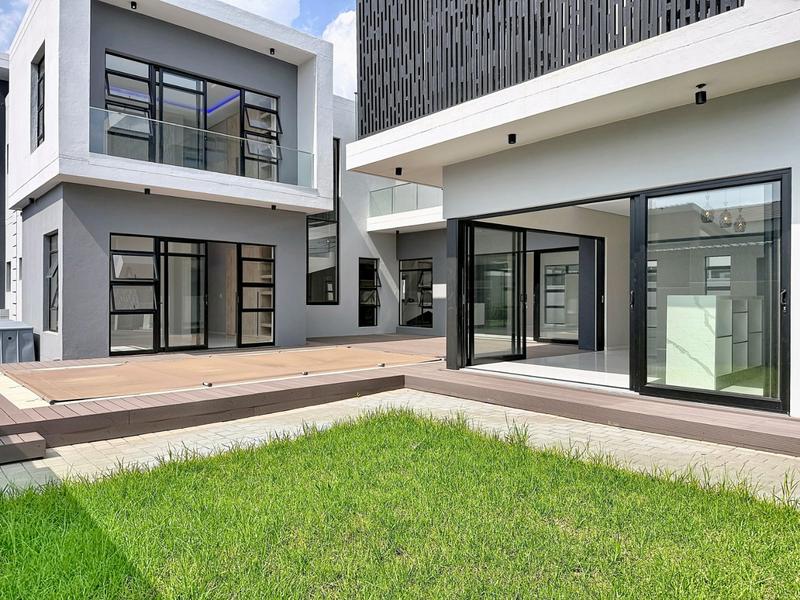 6 Bedroom Property for Sale in Six Fountains Residential Estate Gauteng
