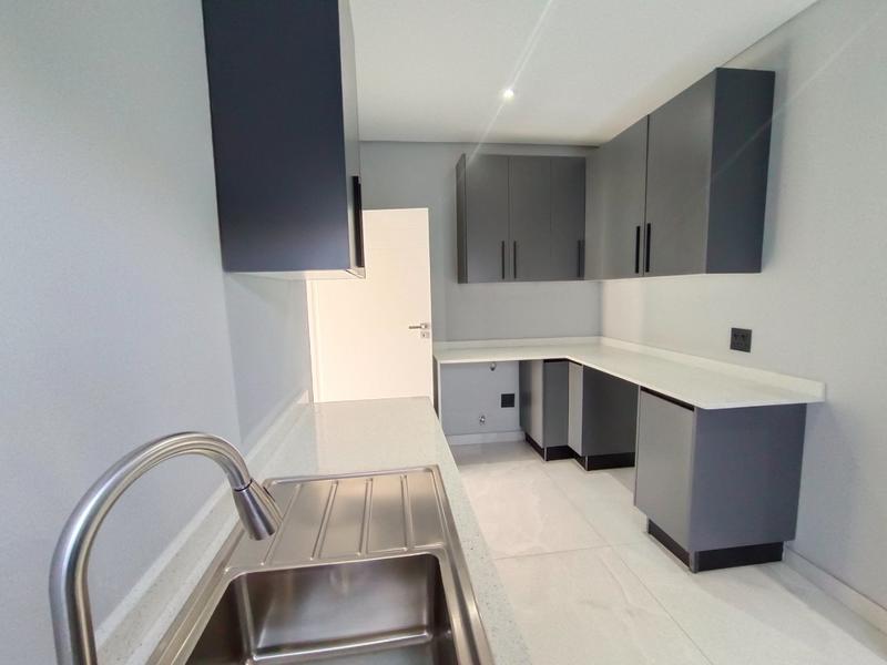 5 Bedroom Property for Sale in Six Fountains Residential Estate Gauteng
