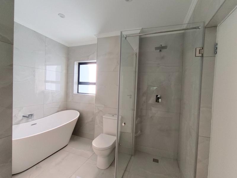 5 Bedroom Property for Sale in Six Fountains Residential Estate Gauteng