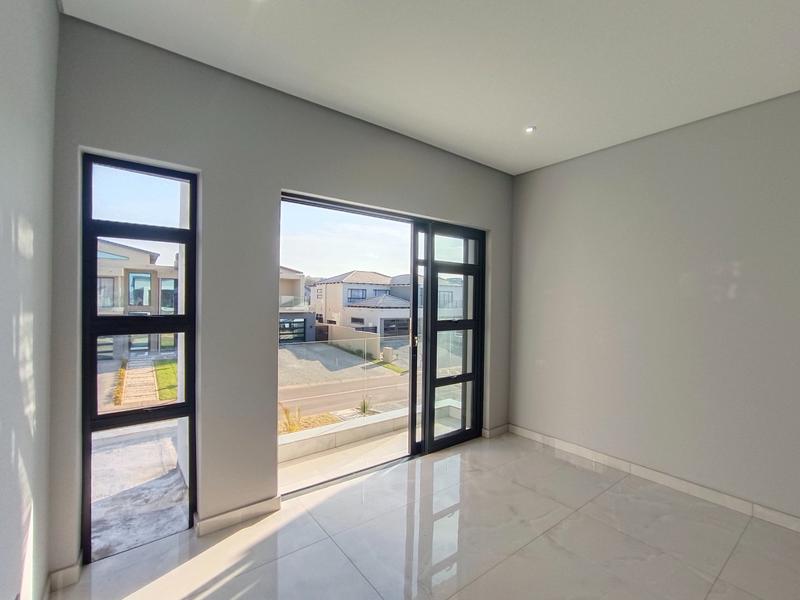 5 Bedroom Property for Sale in Six Fountains Residential Estate Gauteng