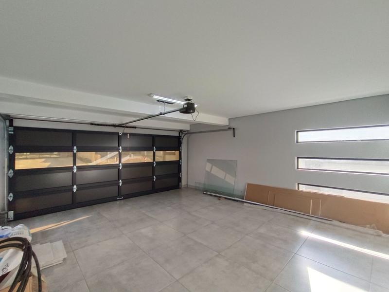 5 Bedroom Property for Sale in Six Fountains Residential Estate Gauteng