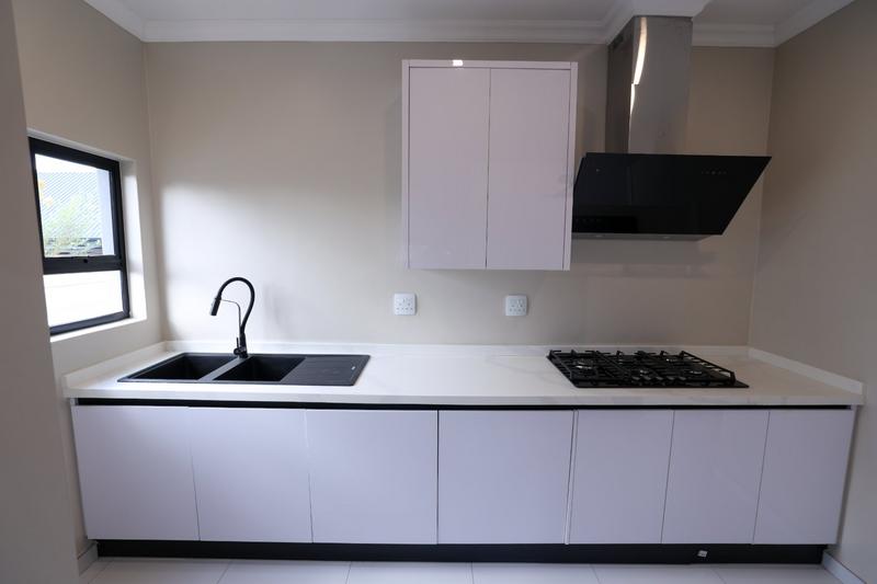 6 Bedroom Property for Sale in Six Fountains Residential Estate Gauteng