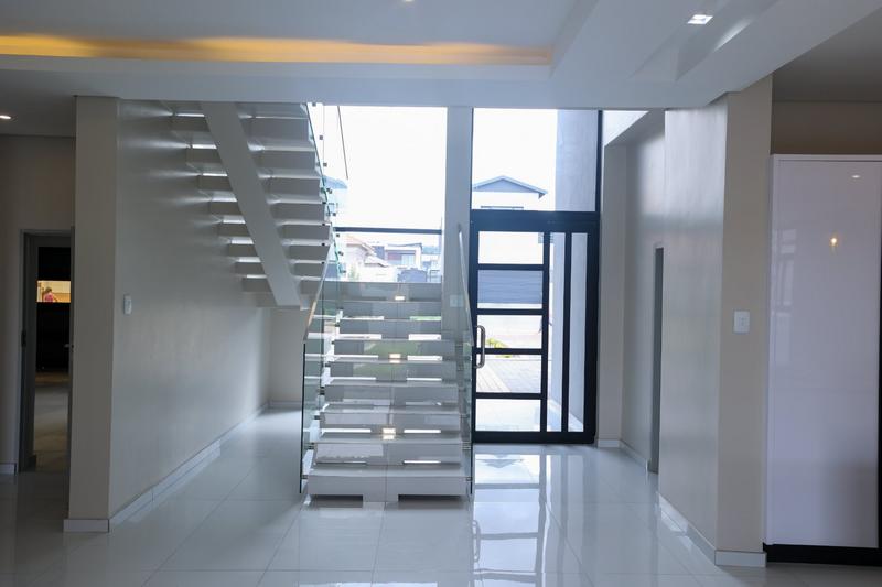 6 Bedroom Property for Sale in Six Fountains Residential Estate Gauteng