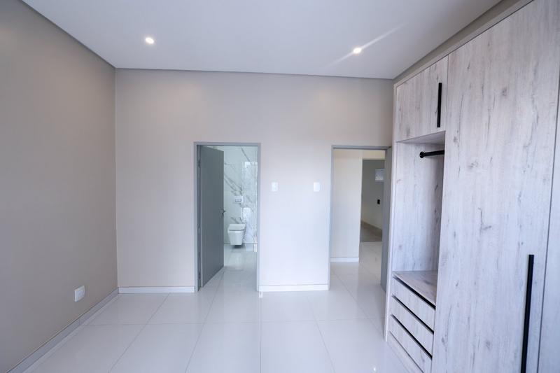 6 Bedroom Property for Sale in Six Fountains Residential Estate Gauteng