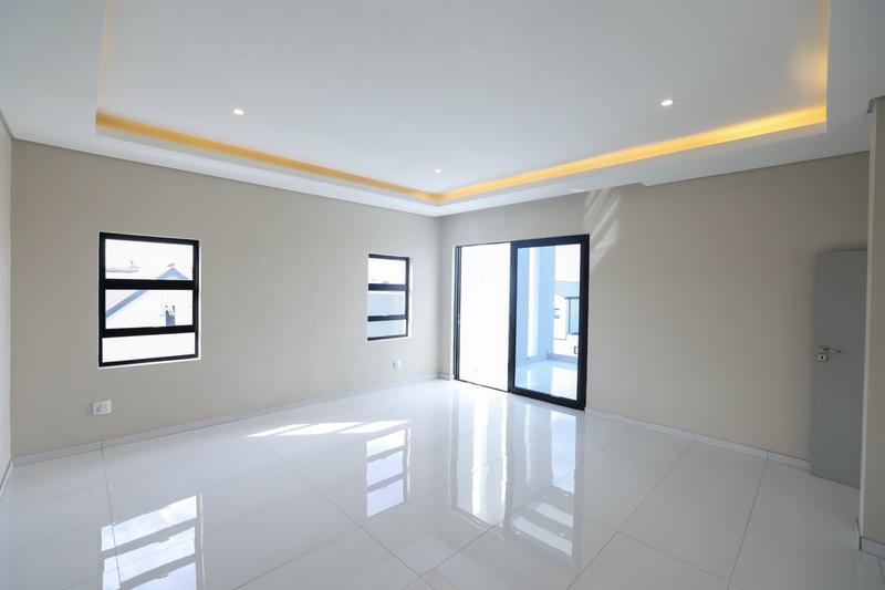 6 Bedroom Property for Sale in Six Fountains Residential Estate Gauteng