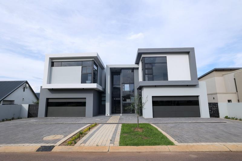6 Bedroom Property for Sale in Six Fountains Residential Estate Gauteng