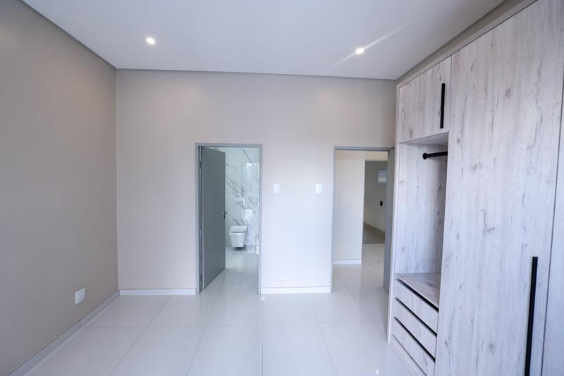 6 Bedroom Property for Sale in Six Fountains Residential Estate Gauteng