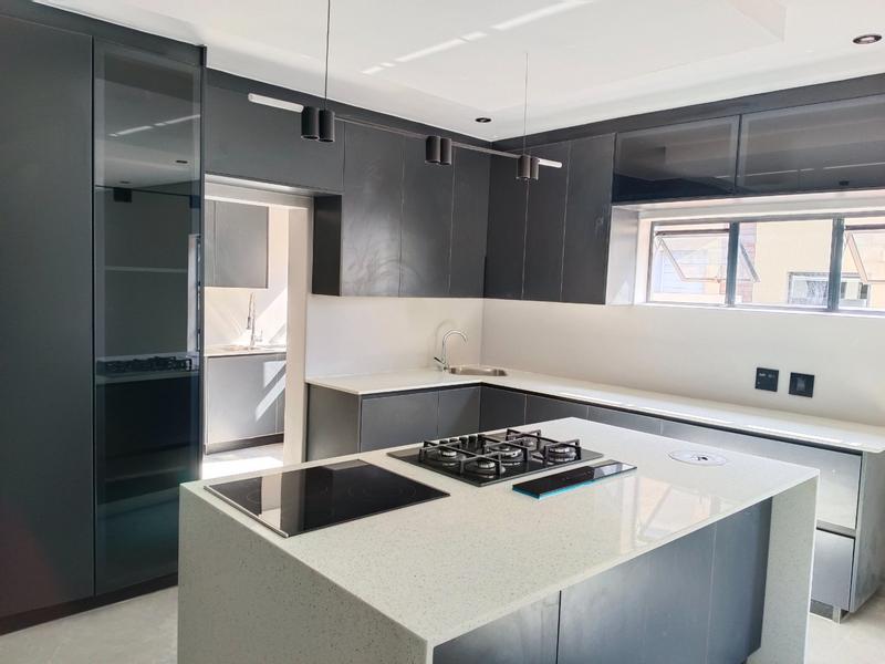 6 Bedroom Property for Sale in Six Fountains Residential Estate Gauteng