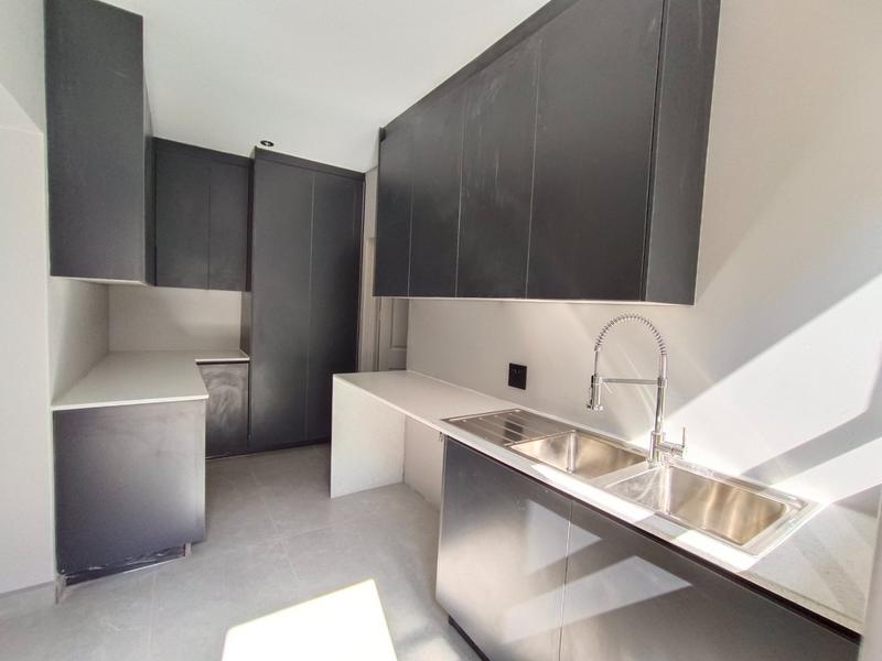6 Bedroom Property for Sale in Six Fountains Residential Estate Gauteng