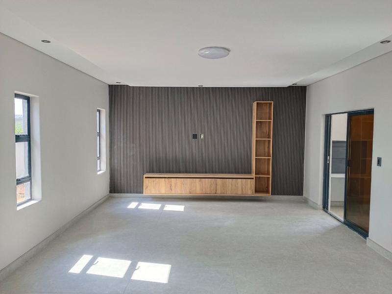 6 Bedroom Property for Sale in Six Fountains Residential Estate Gauteng