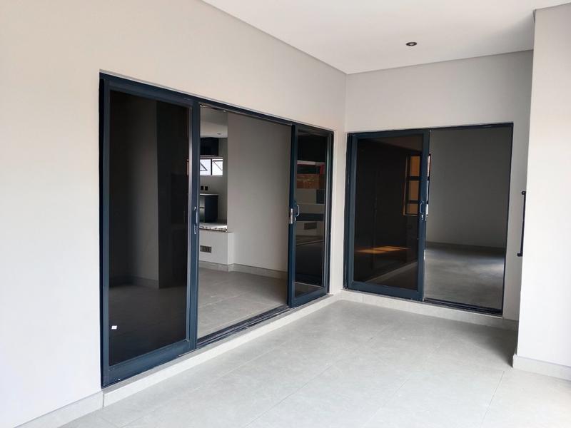 6 Bedroom Property for Sale in Six Fountains Residential Estate Gauteng