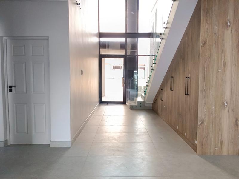 6 Bedroom Property for Sale in Six Fountains Residential Estate Gauteng