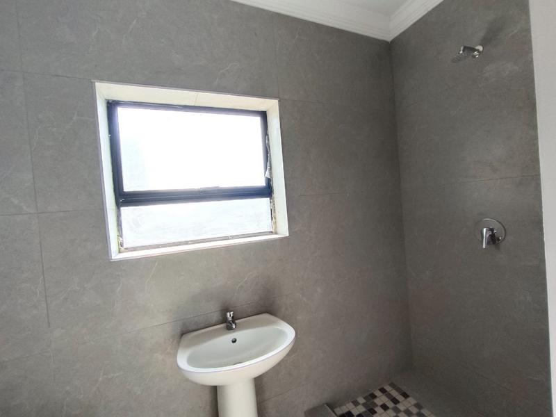 6 Bedroom Property for Sale in Six Fountains Residential Estate Gauteng