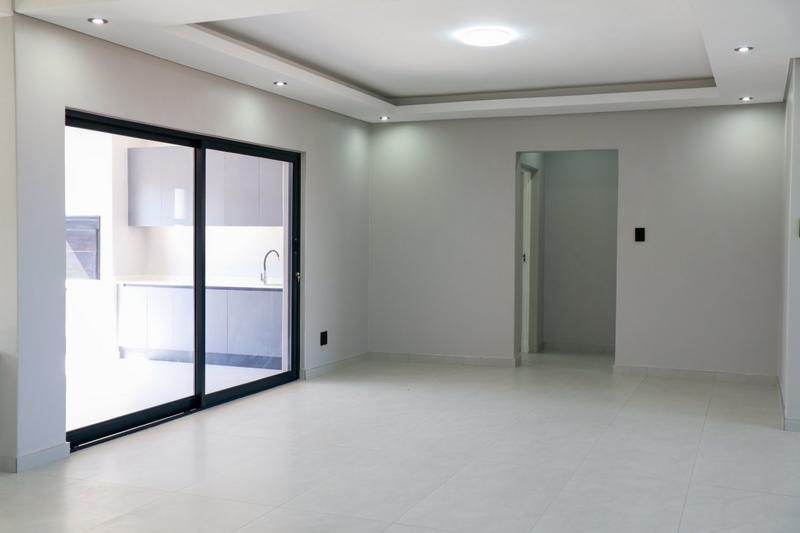 5 Bedroom Property for Sale in Six Fountains Residential Estate Gauteng