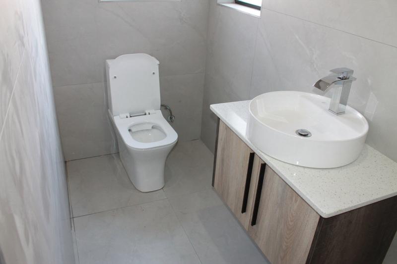 5 Bedroom Property for Sale in Six Fountains Residential Estate Gauteng