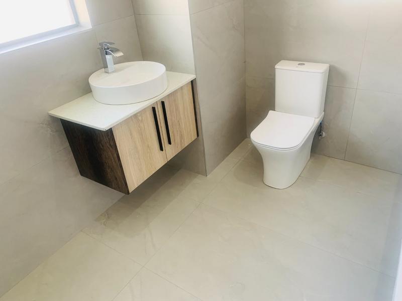 5 Bedroom Property for Sale in Six Fountains Residential Estate Gauteng