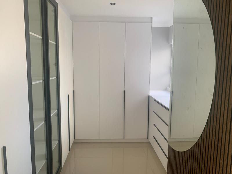 5 Bedroom Property for Sale in Six Fountains Residential Estate Gauteng