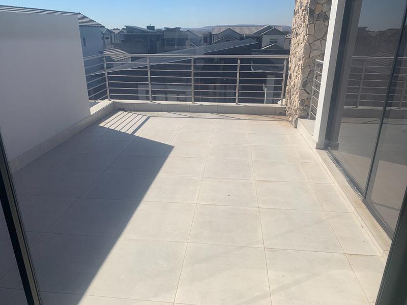 5 Bedroom Property for Sale in Six Fountains Residential Estate Gauteng