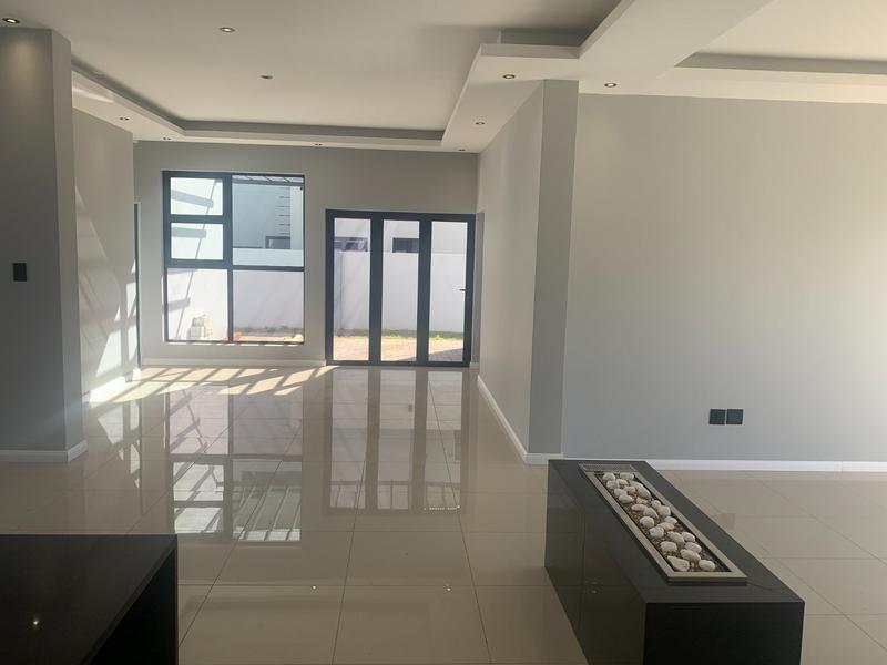 5 Bedroom Property for Sale in Six Fountains Residential Estate Gauteng