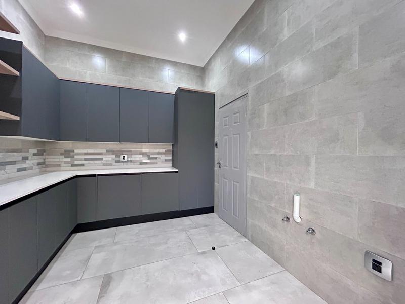 5 Bedroom Property for Sale in Six Fountains Residential Estate Gauteng