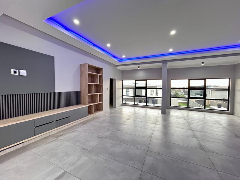 5 Bedroom Property for Sale in Six Fountains Residential Estate Gauteng