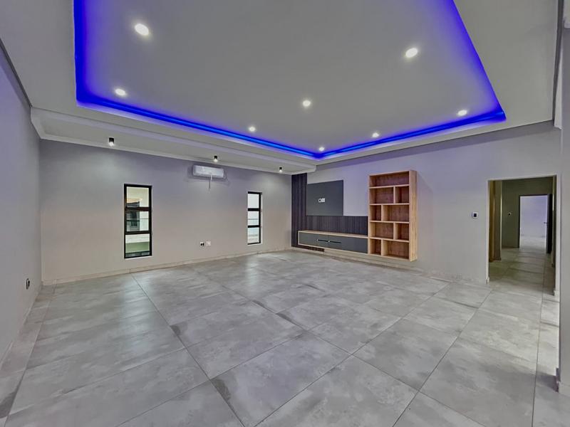 5 Bedroom Property for Sale in Six Fountains Residential Estate Gauteng