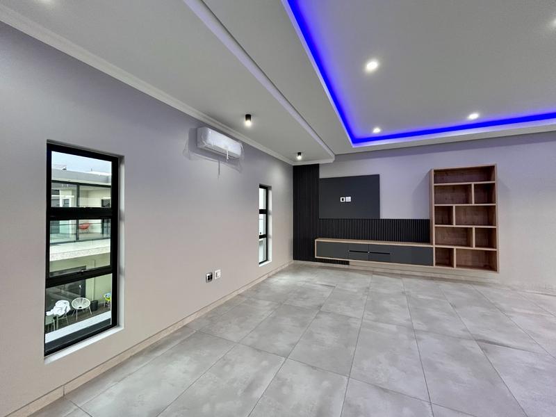 5 Bedroom Property for Sale in Six Fountains Residential Estate Gauteng