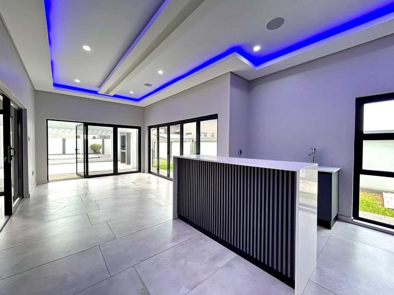 5 Bedroom Property for Sale in Six Fountains Residential Estate Gauteng