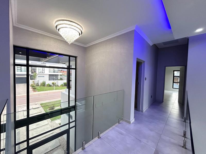 5 Bedroom Property for Sale in Six Fountains Residential Estate Gauteng