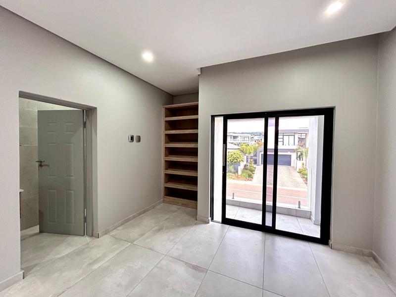 5 Bedroom Property for Sale in Six Fountains Residential Estate Gauteng
