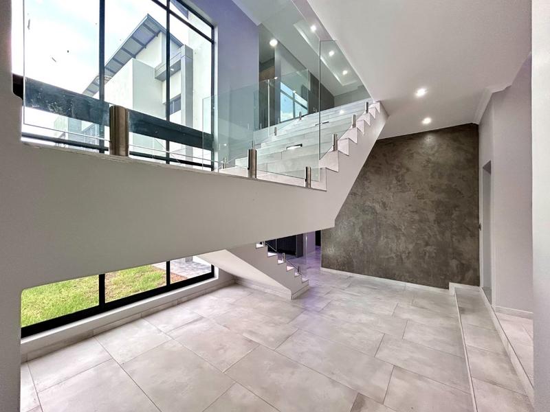 5 Bedroom Property for Sale in Six Fountains Residential Estate Gauteng