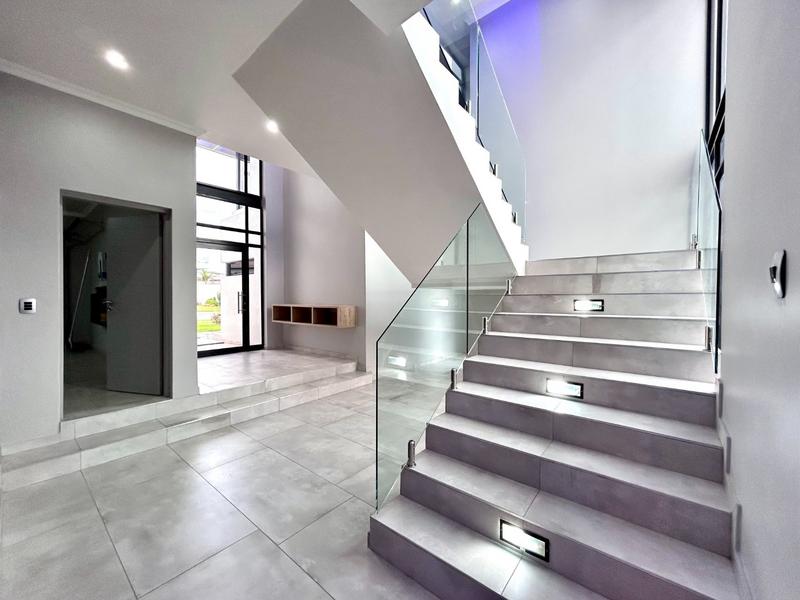 5 Bedroom Property for Sale in Six Fountains Residential Estate Gauteng