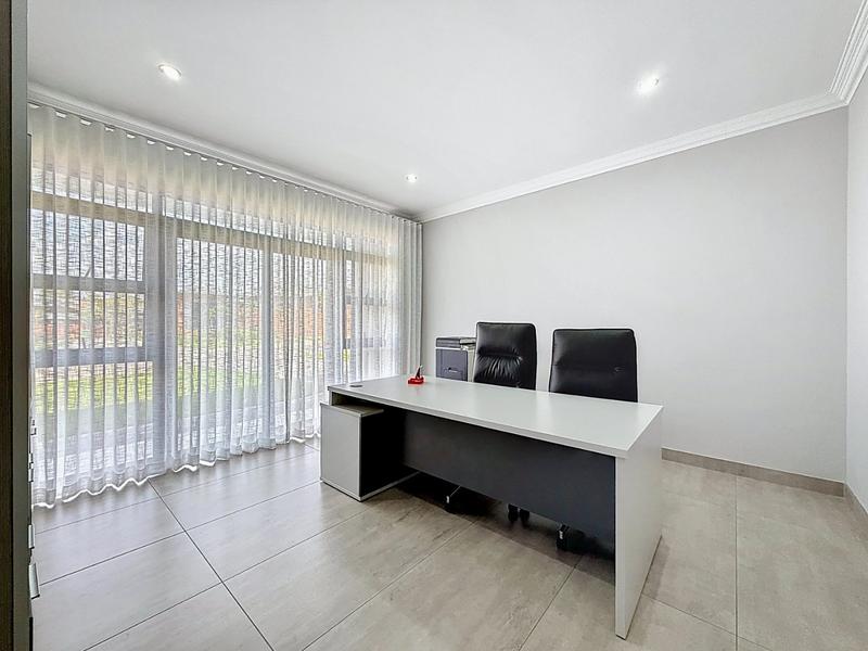 4 Bedroom Property for Sale in Six Fountains Residential Estate Gauteng