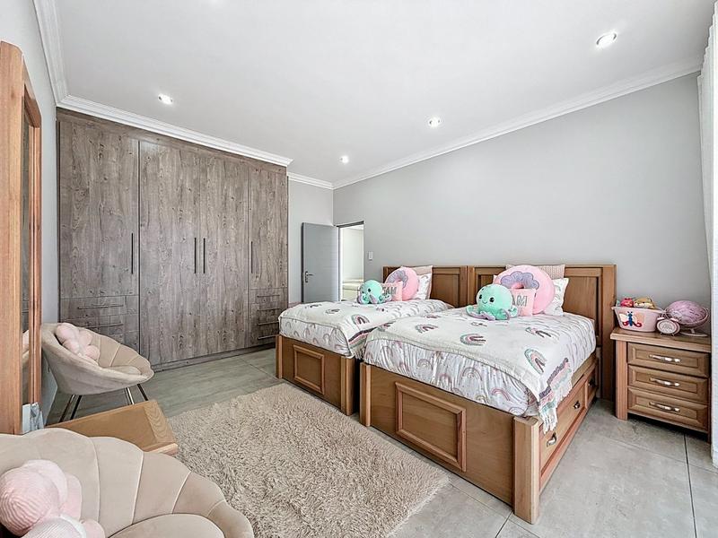4 Bedroom Property for Sale in Six Fountains Residential Estate Gauteng
