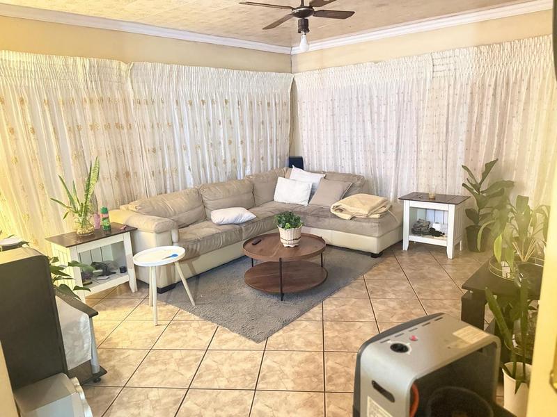 2 Bedroom Property for Sale in Soshanguve Gauteng