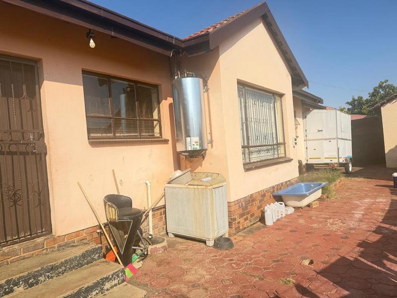 2 Bedroom Property for Sale in Soshanguve Gauteng